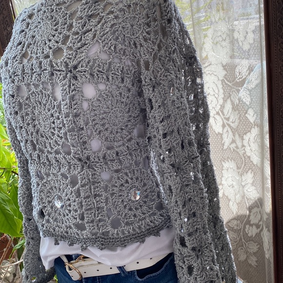 Handmade granny square crochet sweater - Picture 3 of 4